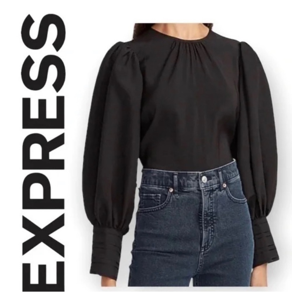 Express Balloon Sleeve Top